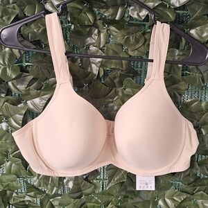 Womens 42B Dornina Elegant Cream Women's Bra NWT Nude Tshirt Bra